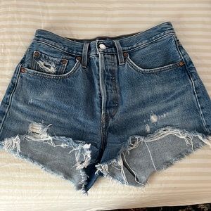 501 Levi Shorts